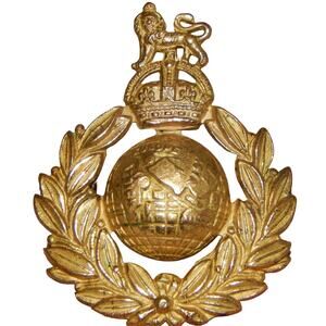 Original WWI British Royal Marines Kings Crown Cap Badge